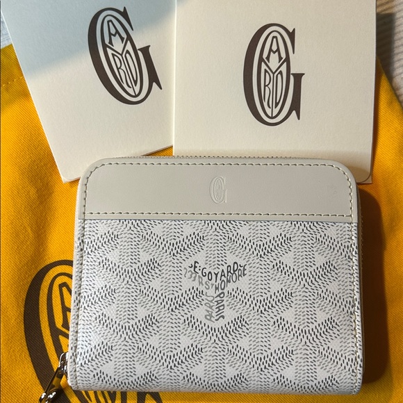 Goyard Duchesse Marie Caroline Shoulder Bag and Wallet. New Condition. - Picture 4 of 17